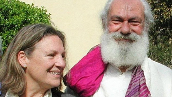 Foto Di Terzani Con La Moglie