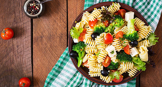 Insalata Di Pasta Con Verdure Del Giorno Prima