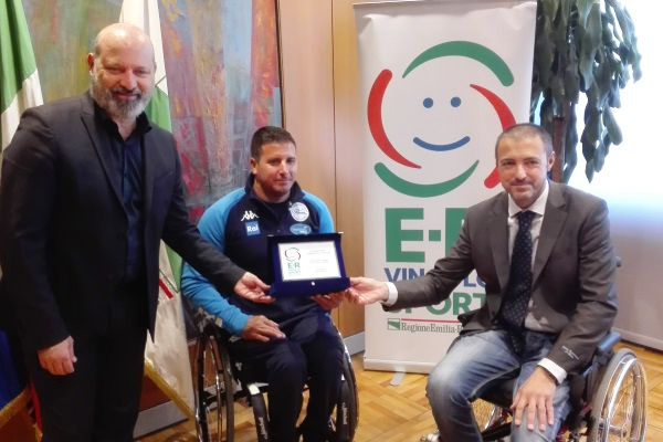 Premiazione Di Farias Da Parte Di Bonaccini E Scazzieri