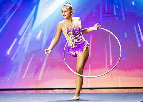 Giorgia Greco Con Hulahoop