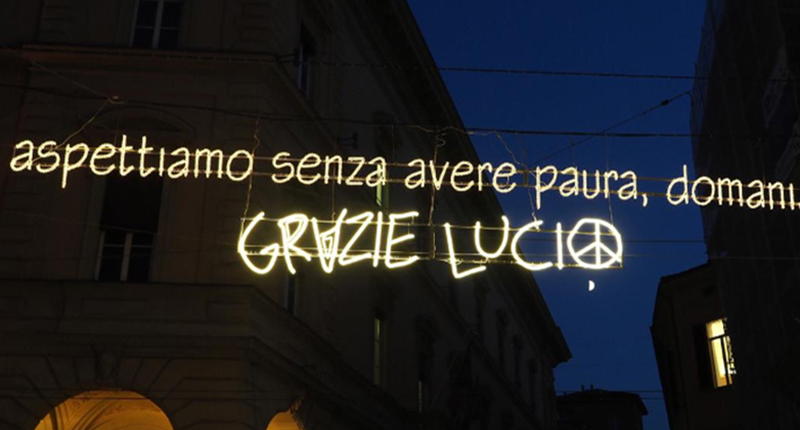 Scritta-Luminosa-Canzone-Dalla