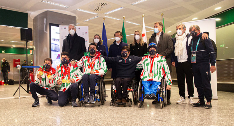Arrivo-bandiera-a-Malpensa